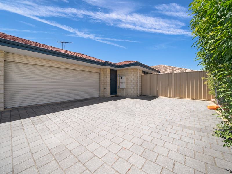 3/8 Davies Street, East Cannington WA 6107