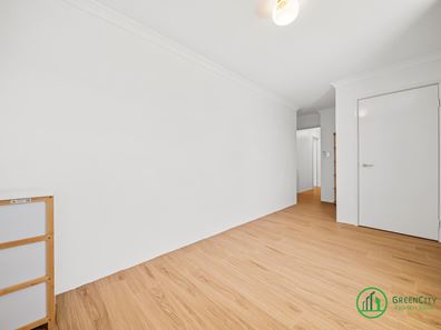 2A Dulverson Place, South Lake WA 6164