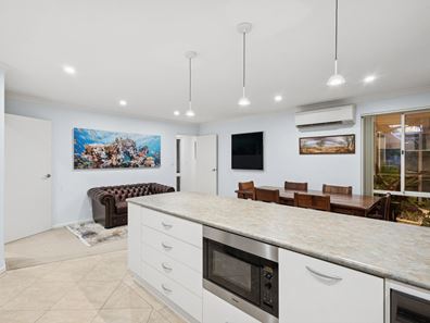 3/243 Labouchere Road, Como WA 6152