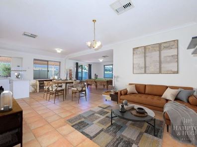 4 Illyarrie Way, Jane Brook WA 6056