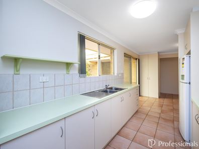6/85 Martin Road, Mundaring WA 6073