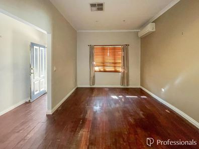 137 Campbell Street, West Lamington WA 6430