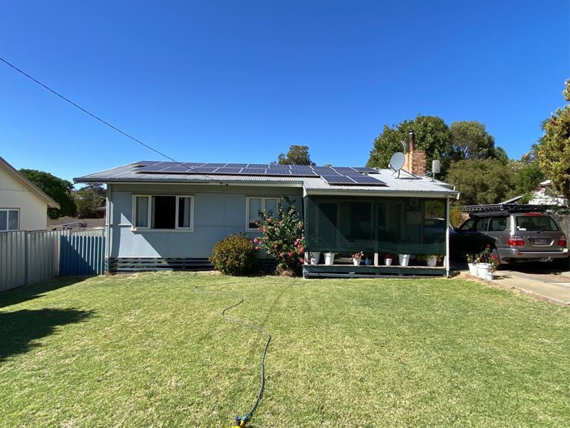 137 Clayton Road, Narrogin