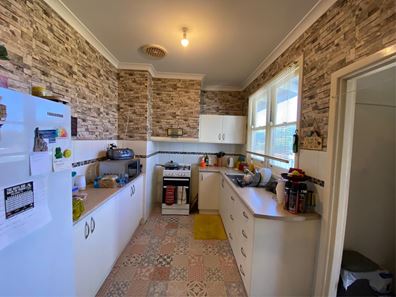 137 Clayton Road, Narrogin WA 6312