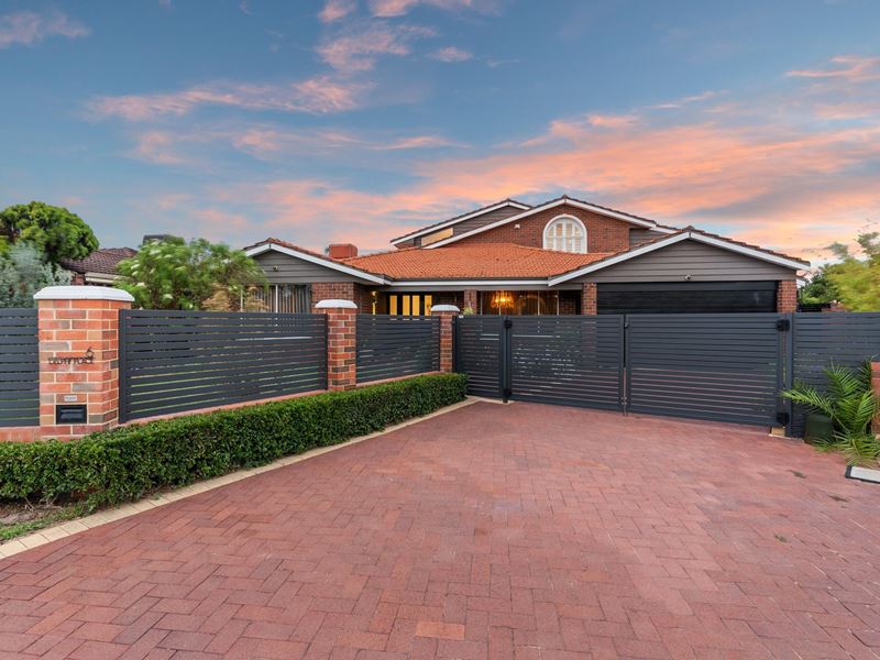 6 Delphi Place, Coogee WA 6166