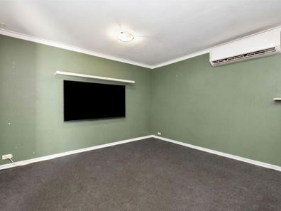 4 Mercer Place, Thornlie WA 6108