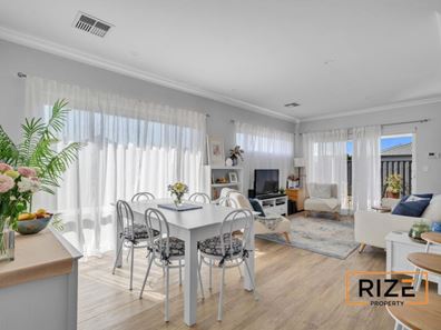 15 Formosa Way, Banksia Grove WA 6031