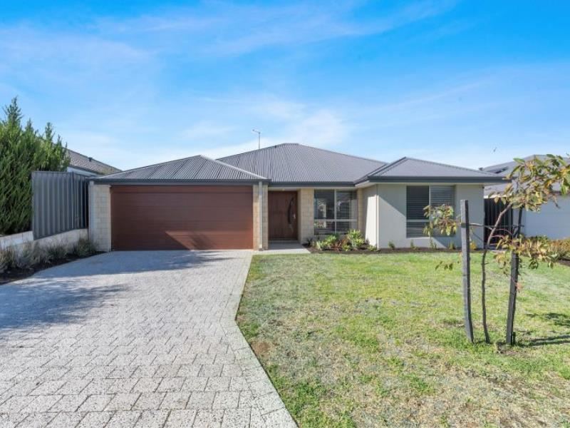7 Deepwater Way, Lakelands
