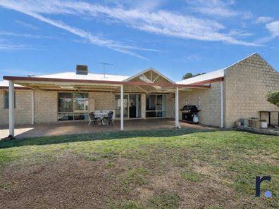 14 Shadwell Court, Caversham WA 6055