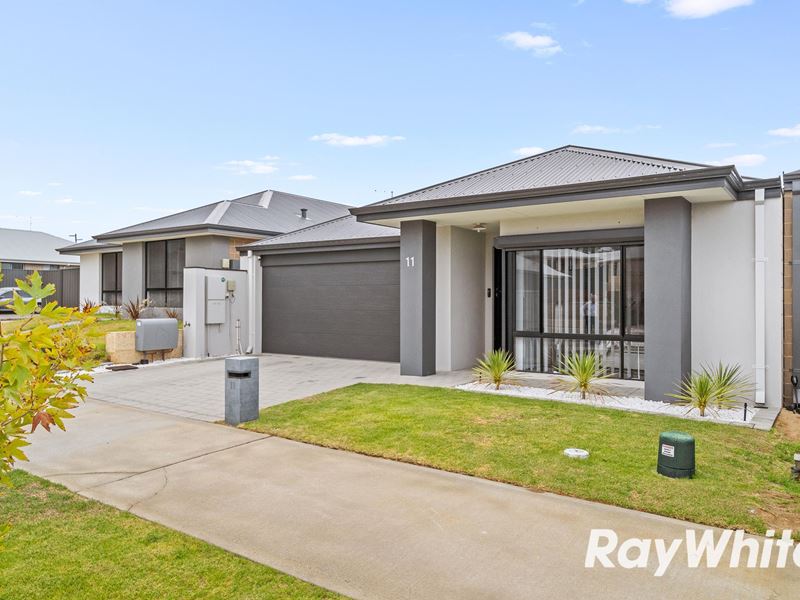 11 Orchardleigh Boulevard, Lakelands WA 6180