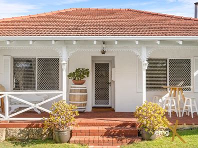 2 Birdwood Road, Melville WA 6156