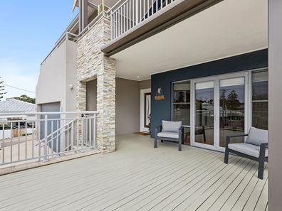 46 Mary Street, Watermans Bay WA 6020