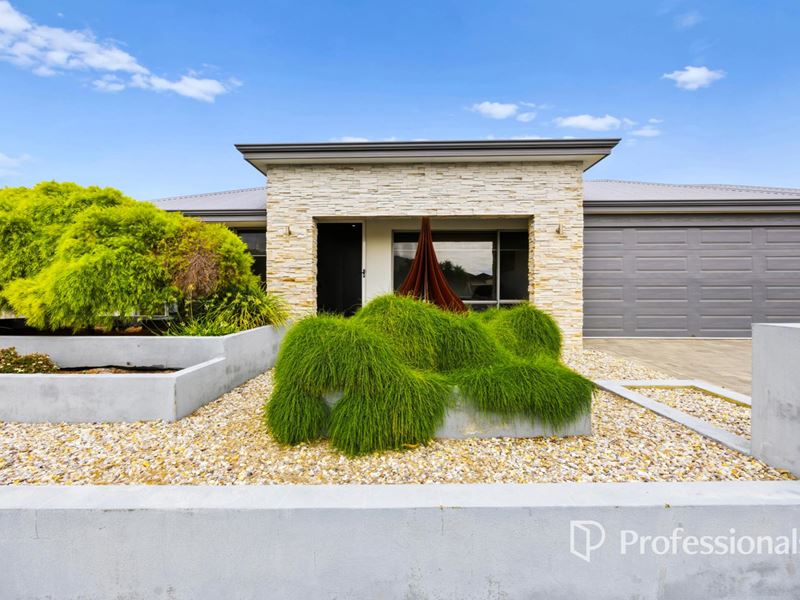 6 Moonstone Way, Australind WA 6233