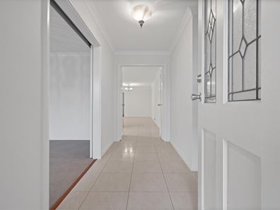 4 Whitemoss Turn, Waikiki WA 6169