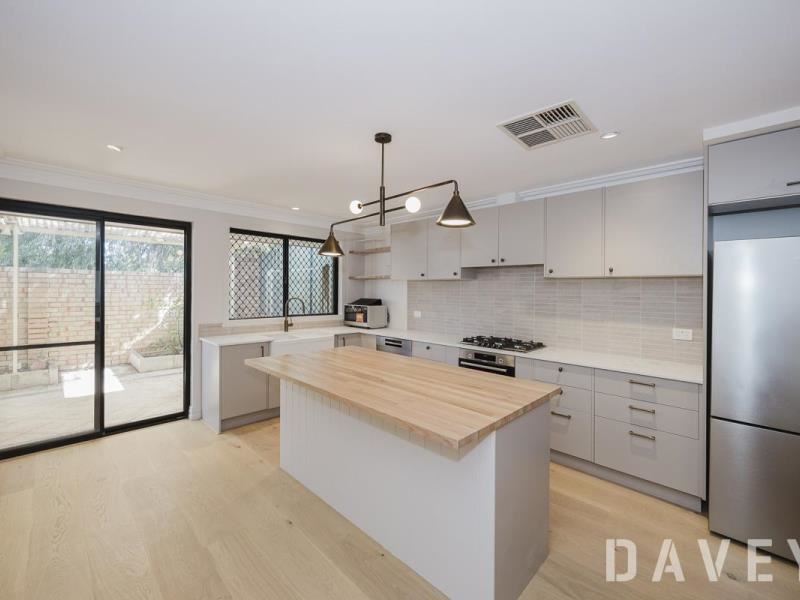 6/163 Abbett Street, Scarborough WA 6019