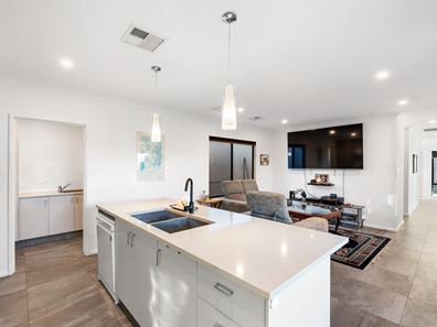 17 Everglades Avenue, Brabham WA 6055