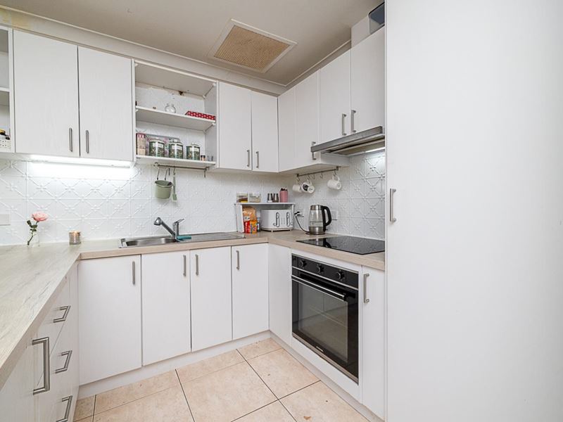 9/1256 Rowley Road, Darling Downs WA 6122