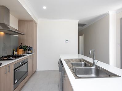34A Currajong Crescent, Craigie WA 6025