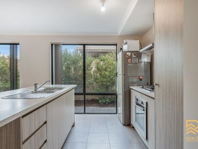 7 Potoroo Place, Brookdale WA 6112