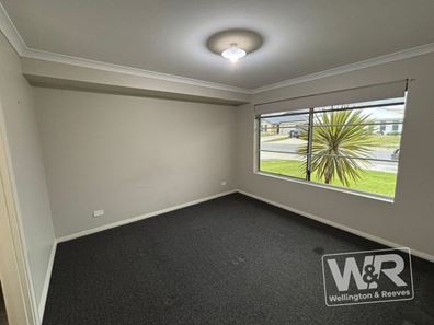36 Celestial Drive, Mckail WA 6330