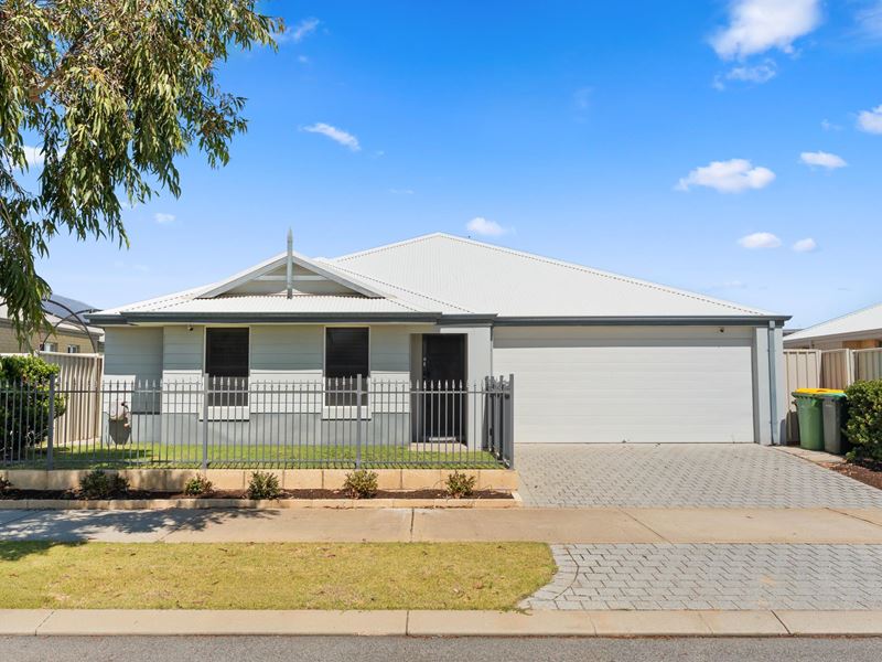 23 Cooralya Avenue, Golden Bay