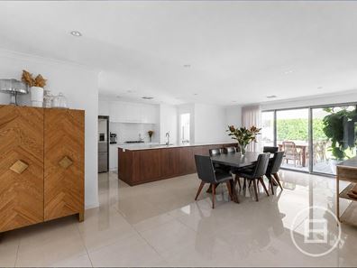 17 Ingvarson Way, Bibra Lake WA 6163
