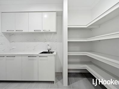 24 Uluwatu Crescent, Eglinton WA 6034