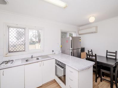 9B Oldfield Road, Girrawheen WA 6064