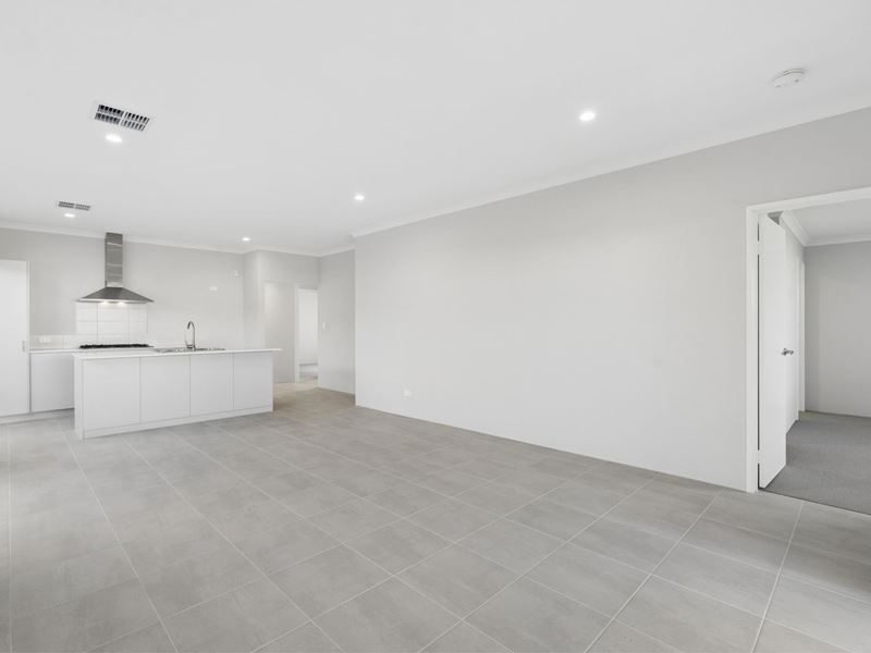24 Peregrine Road, Eglinton WA 6034