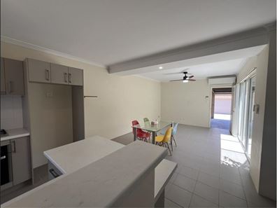 2/160 Celebration Boulevard, Clarkson WA 6030