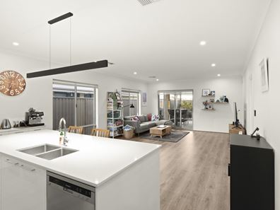 13 Astelia Road, Beeliar WA 6164
