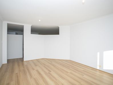 5 Hueston Lookout, Leda WA 6170