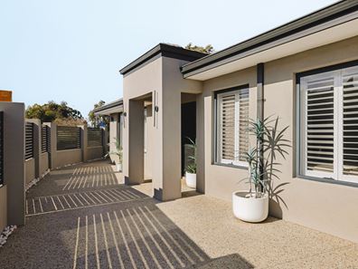 110 Alfreda Avenue, Noranda WA 6062