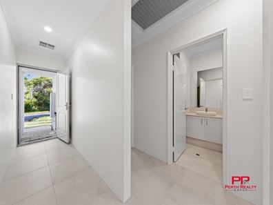 5A Cabramatta Street, Bayswater WA 6053