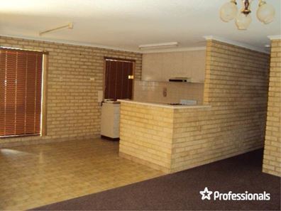 2/39 Assen Street, Geraldton WA 6530