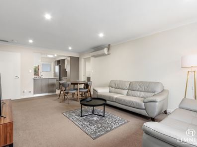 5/37 Kinsella, Joondanna WA 6060