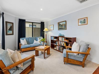 6B Roscorla Avenue, Yokine WA 6060