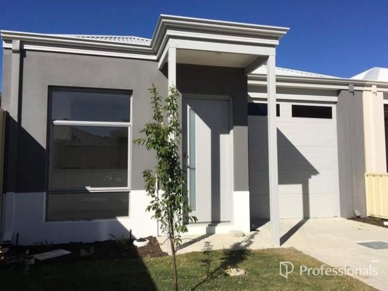 11 Yarran Street, Armadale WA 6112