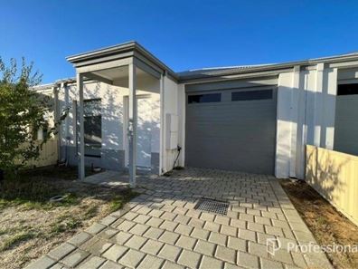 11 Yarran Street, Armadale WA 6112