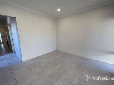 11 Yarran Street, Armadale WA 6112