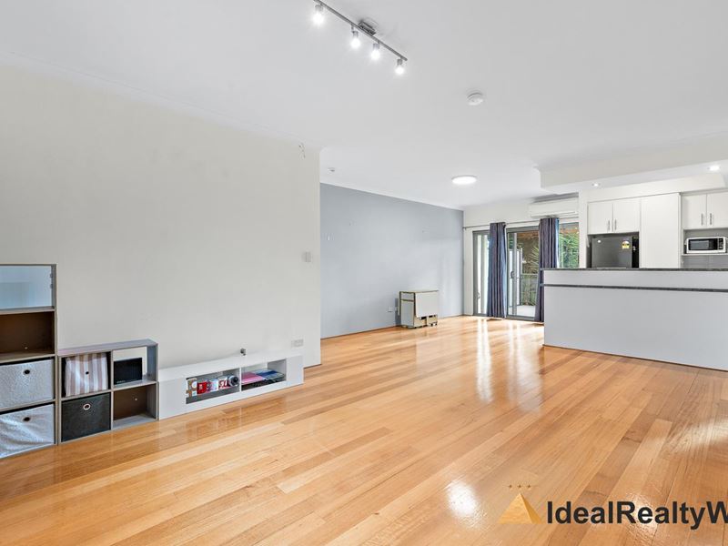 13/4 Delhi street, West Perth
