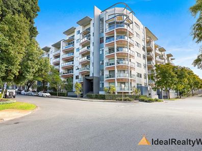 13/4 Delhi street, West Perth WA 6005