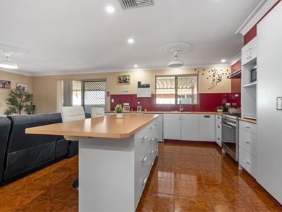 12 Mosconi Circle, Somerville WA 6430