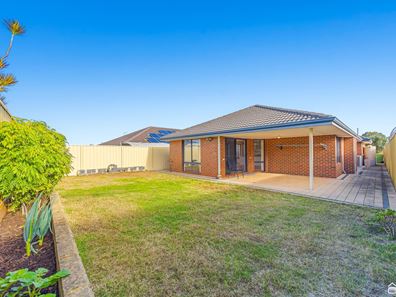 10 Clover Approach, Seville Grove WA 6112