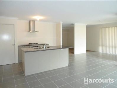 8 Polglase Fairway, Clarkson WA 6030