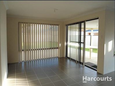 8 Polglase Fairway, Clarkson WA 6030