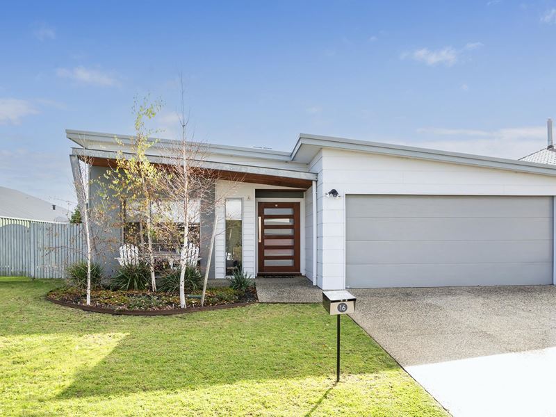 16 Tamarix Crescent, Margaret River