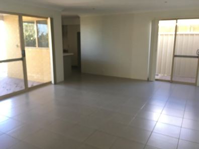 9/18 Oligantha Elbow, Banksia Grove WA 6031