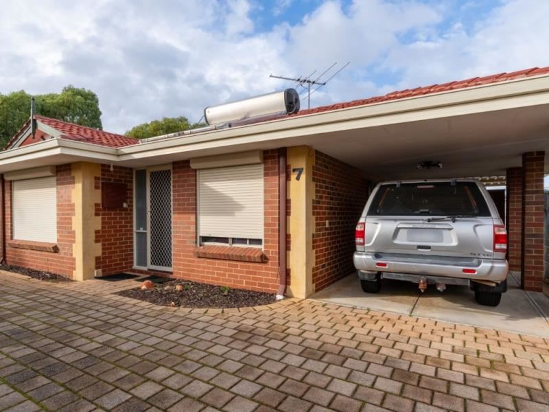 7/25 Penang Loop, Warnbro WA 6169