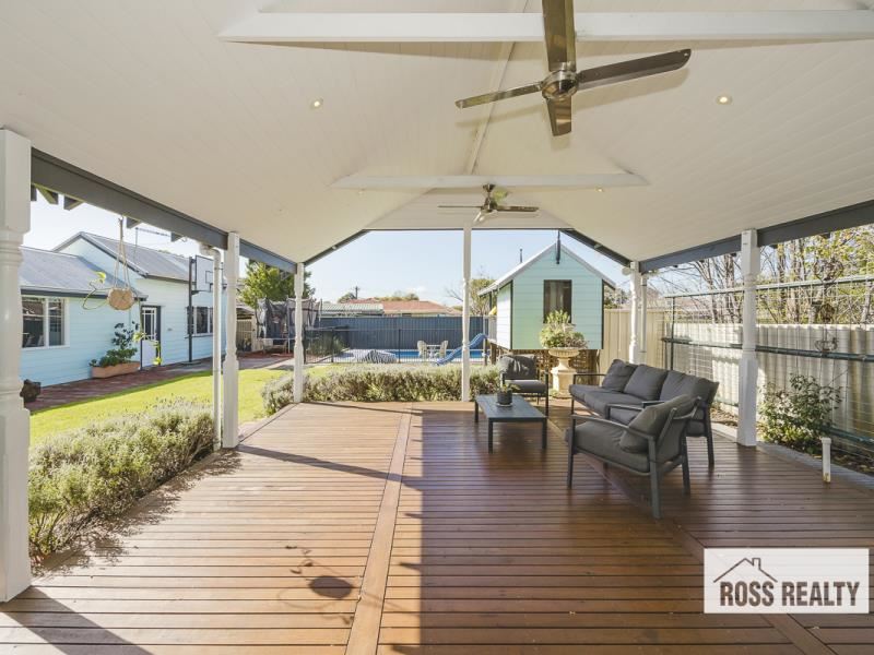 24 Iolanthe Street, Bassendean
